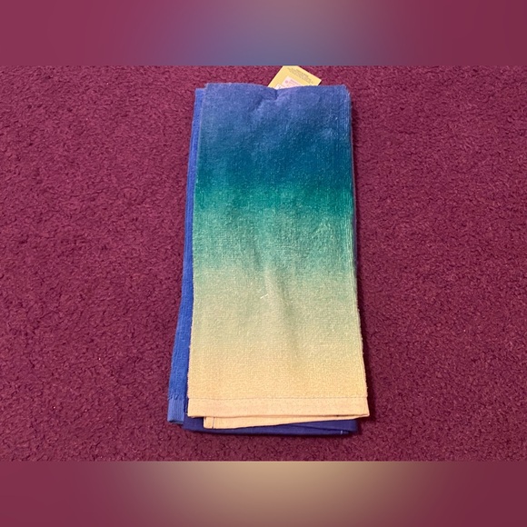 NWT 2 of 2 pack hand towels - Picture 4 of 11